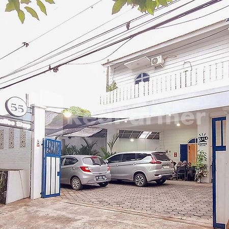 Отель House N Coffee 55 Temanggung Redpartner Экстерьер фото